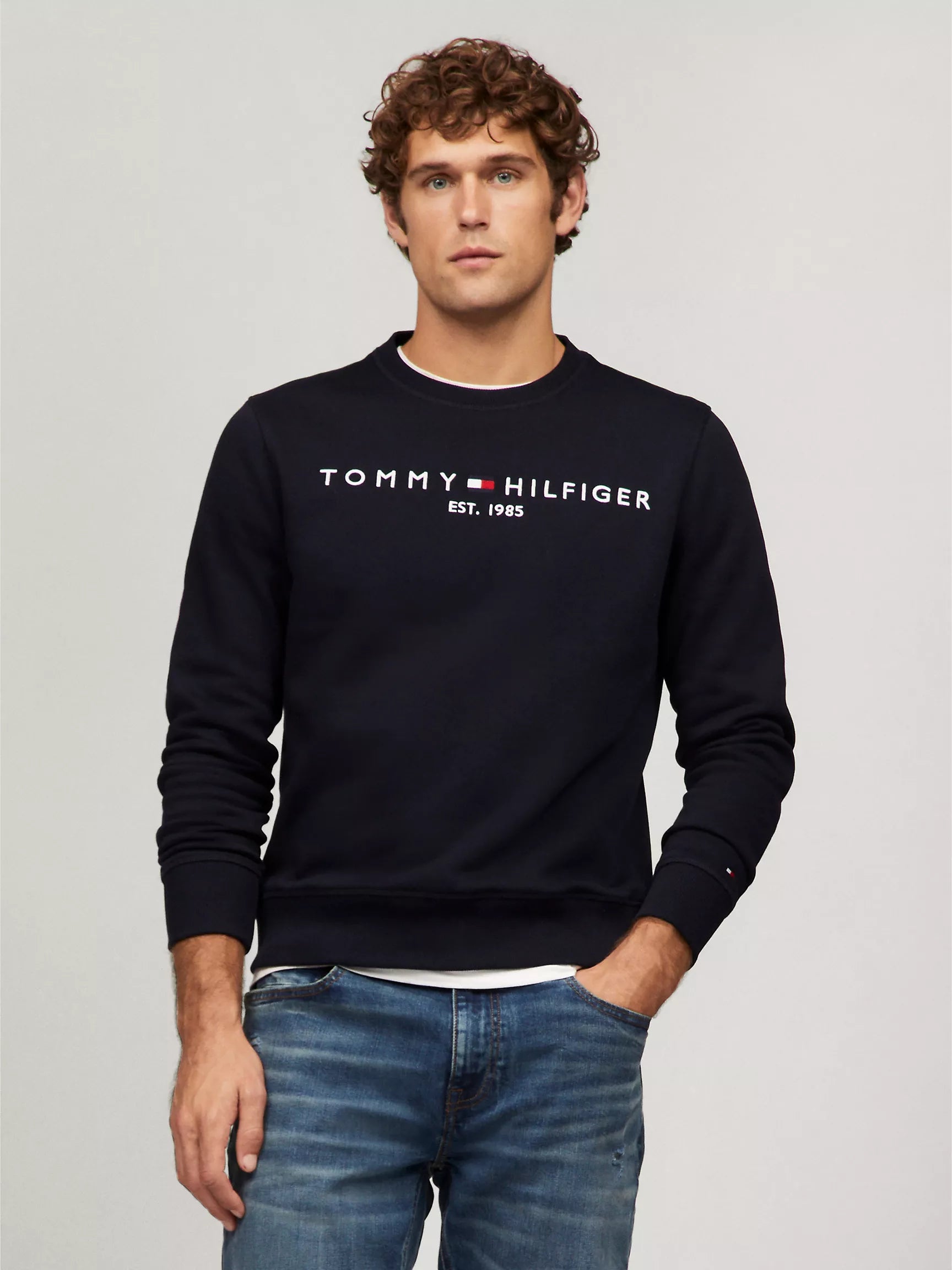 Hoodies & Sweaters