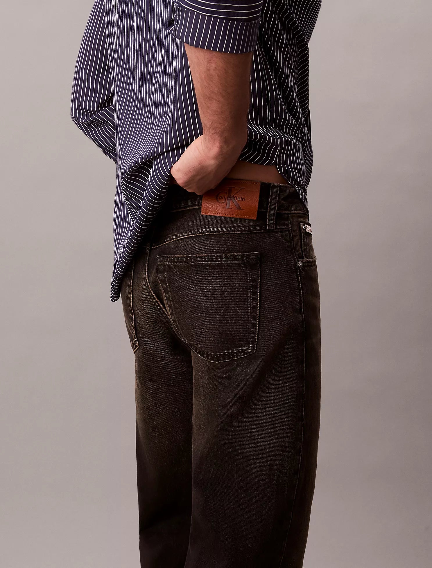 CALVIN KLEIN 90s Straight Jeans