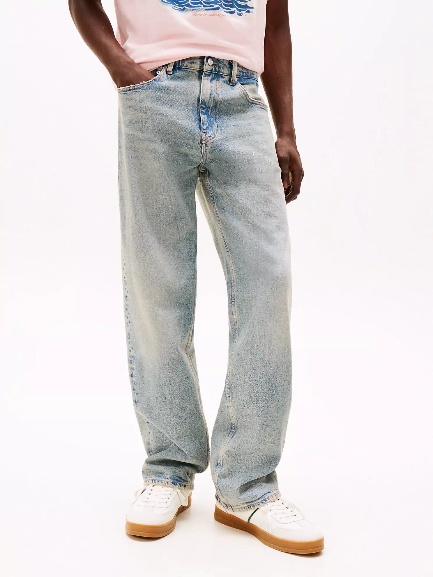 Tommy Jeans Loose-Straight Jean