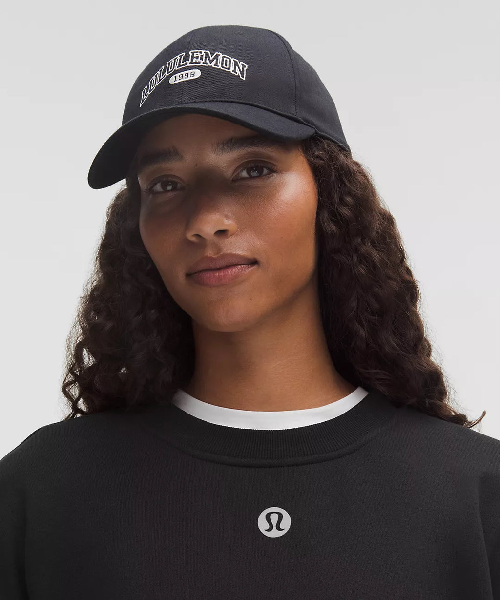 LULULEMON Perfectly Oversized Fleece Crew Logo