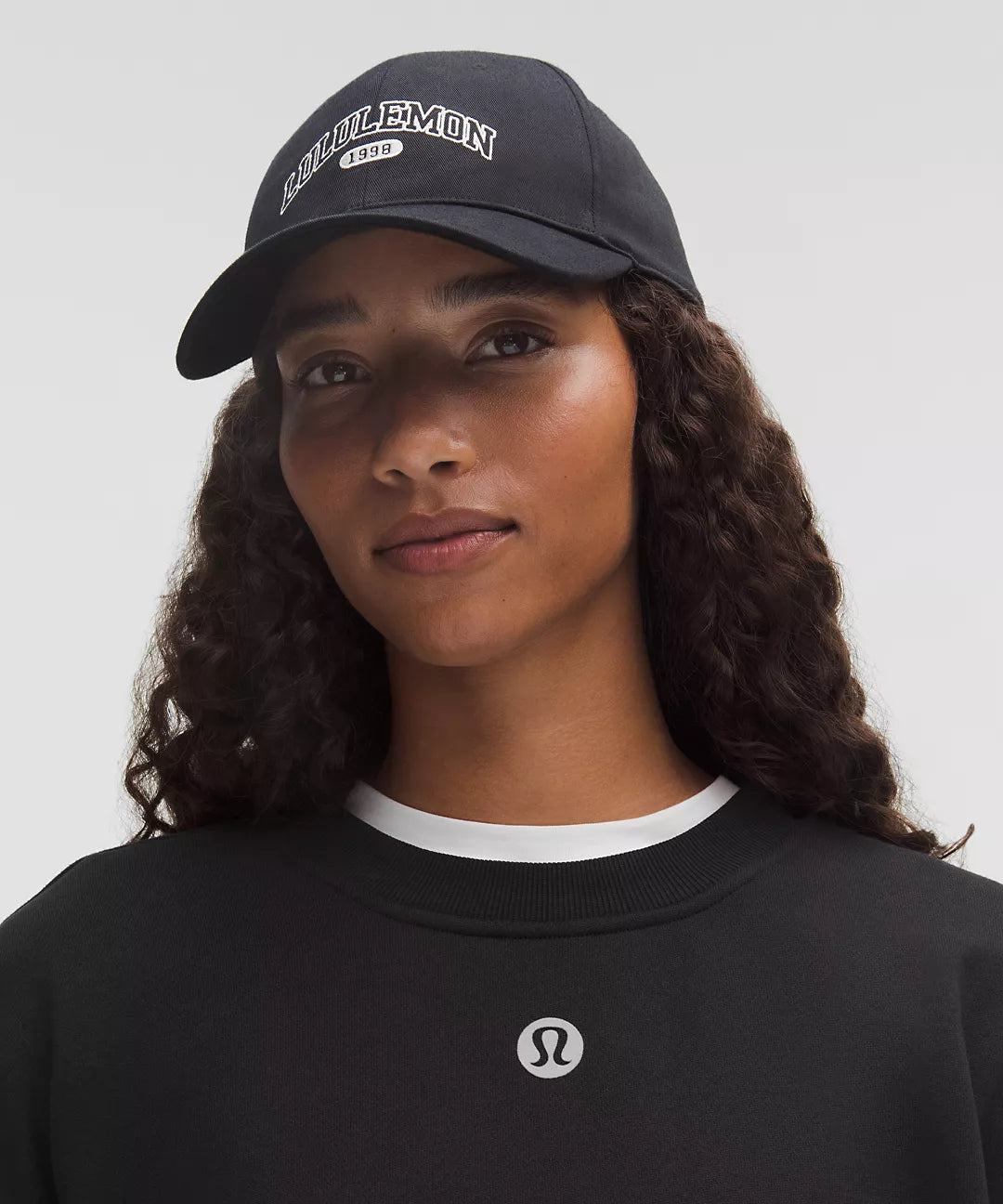 LULULEMON Perfectly Oversized Fleece Crew Logo