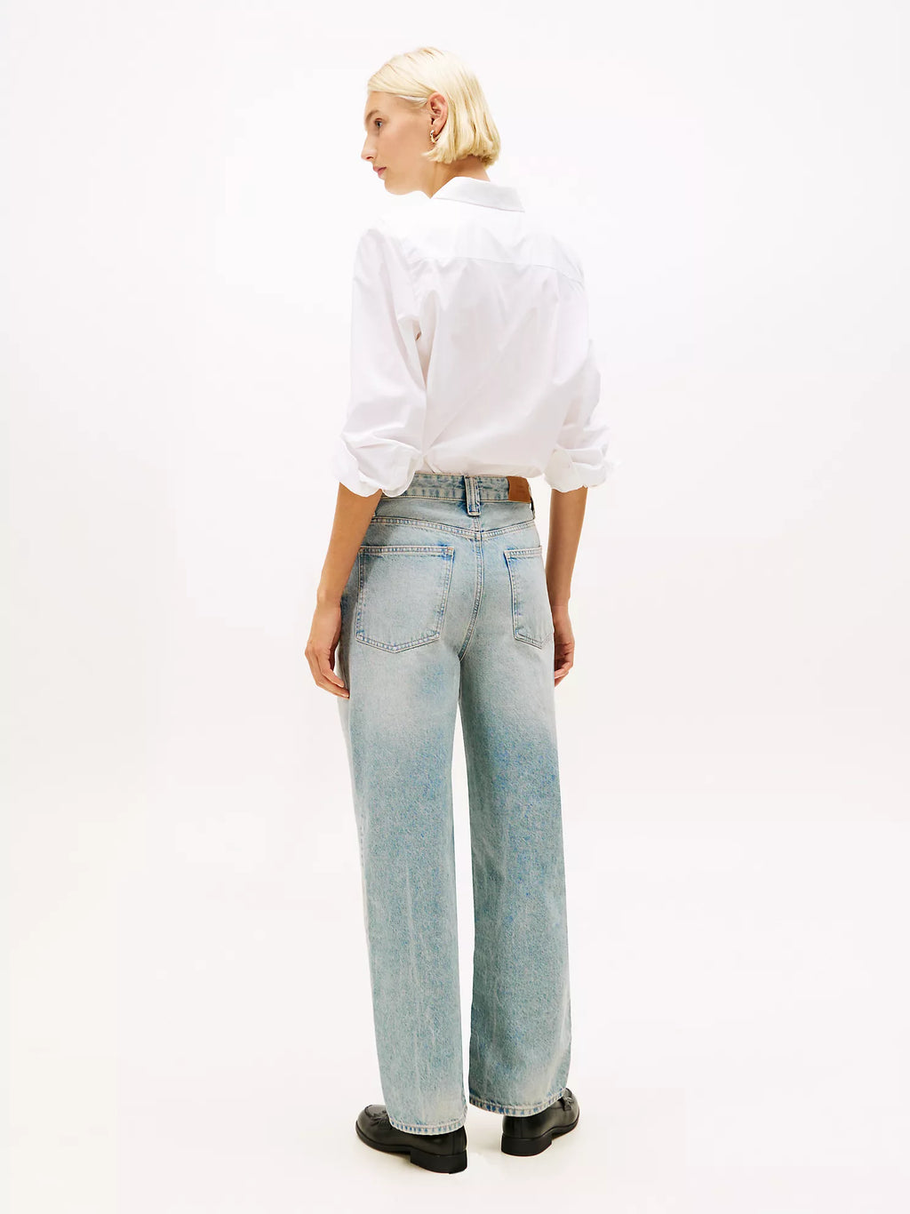 TOMMY HILFIGER Mid-Rise Relaxed Barrel Leg Jean