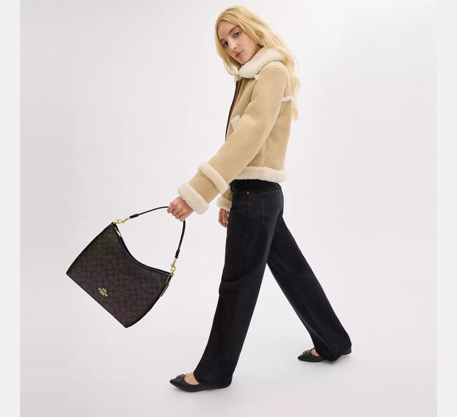 Coach Laurel Shoulder Bag In Signature Canvas